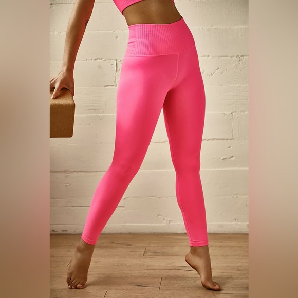 NWOT! Free People High-Rise 7/8 Good Karma Leggings - Picture 4 of 10